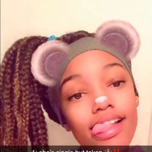 Meet your Posher, Sheraya